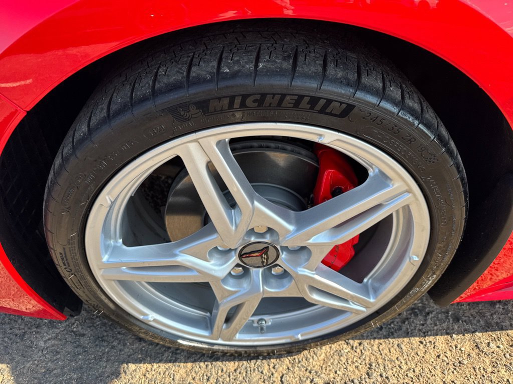 Used 2021 Chevrolet Corvette Stingray Premium Cpe w/ 3LT RWD image 39
