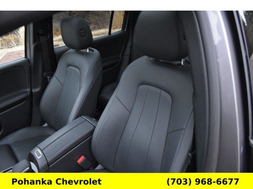 Used 2023 Mercedes-Benz GLB 250 4MATIC image 29