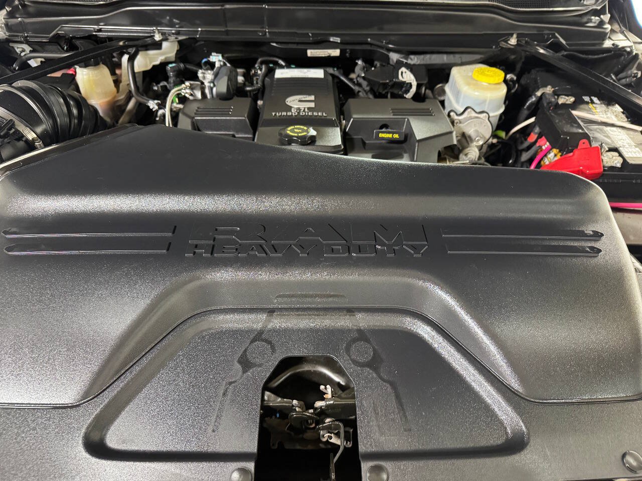 Used 2020 RAM 3500 Laramie w/ Night Edition AWD/4WD image 98