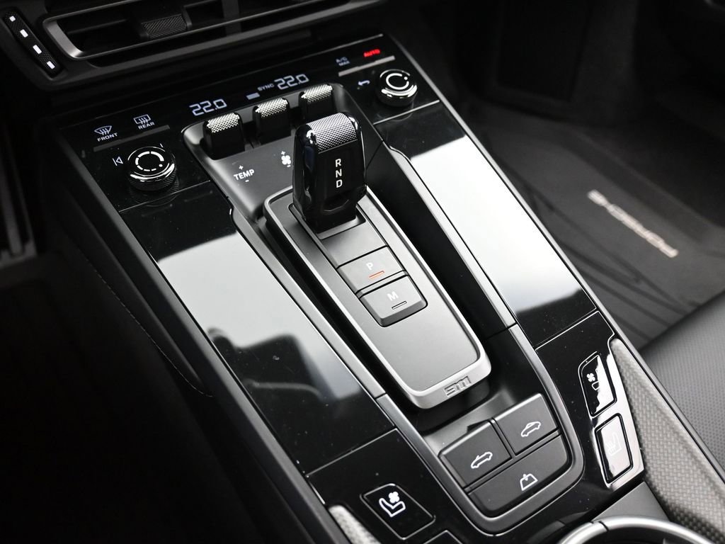 Certified 2024 Porsche 911 Carrera GTS image 22