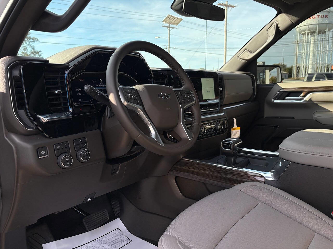 New 2024 Chevrolet Silverado 1500 LT Trail Boss w/ LPO, Dark Essentials Package image 18