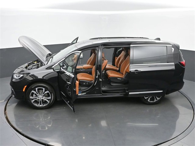 New 2026 Chrysler Pacifica Pinnacle image 63
