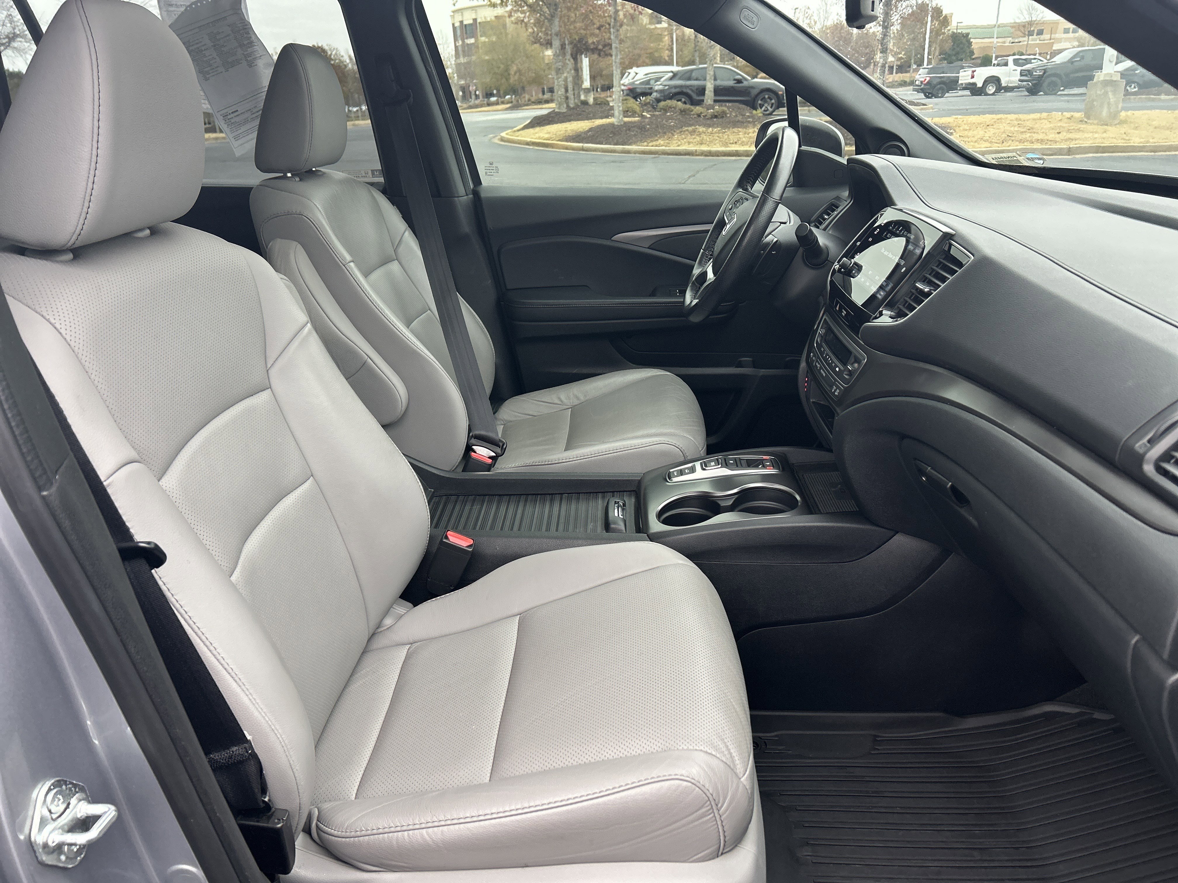 Certified 2023 Honda Passport EX-L image 31