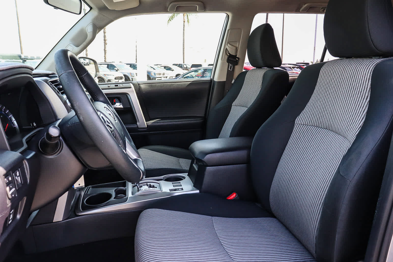 Used 2017 Toyota 4Runner SR5 image 25