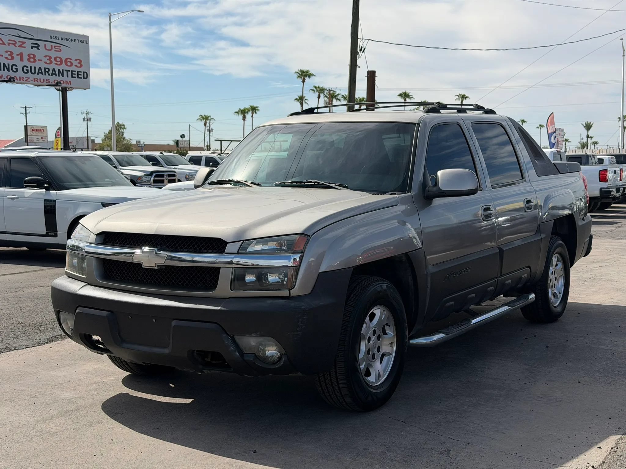 Used 2003 Chevrolet Avalanche 2WD image 1