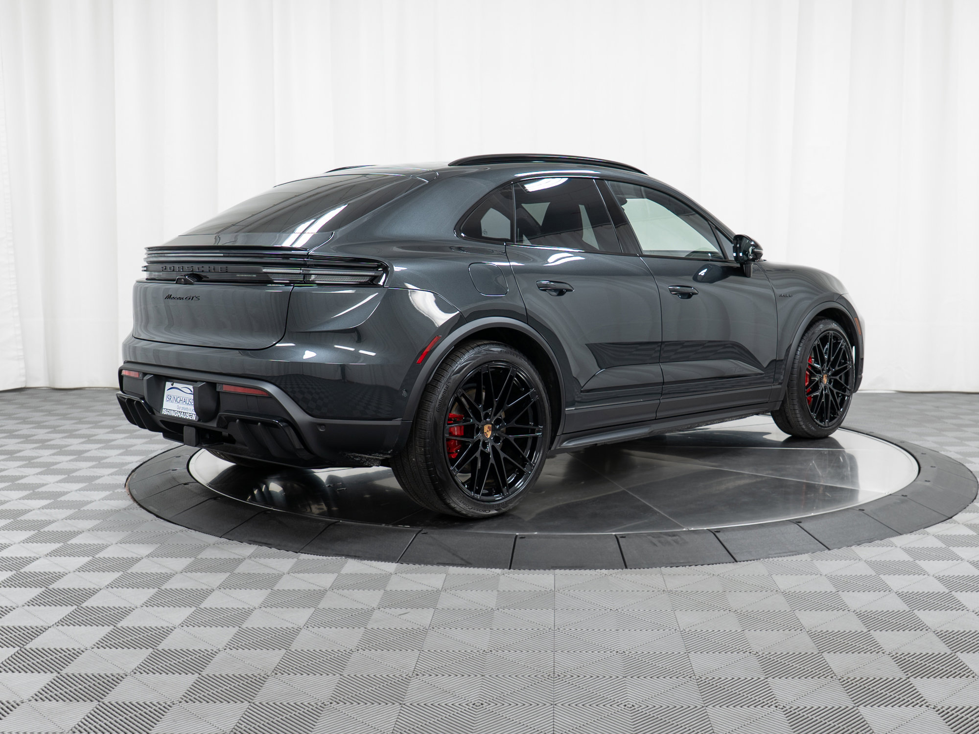 New 2026 Porsche Macan GTS Electric image 7