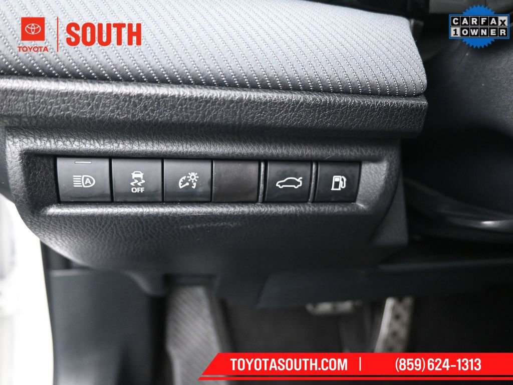 Certified 2025 Toyota Camry SE image 23