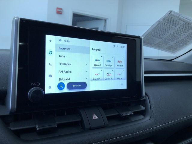 Certified 2025 Toyota RAV4 LE AWD/4WD image 27