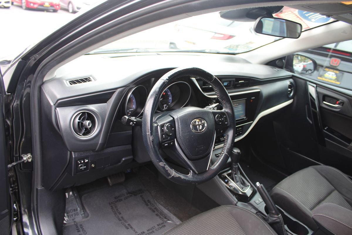 Used 2017 Toyota Corolla iM w/ Carpet Mat Package FWD image 17