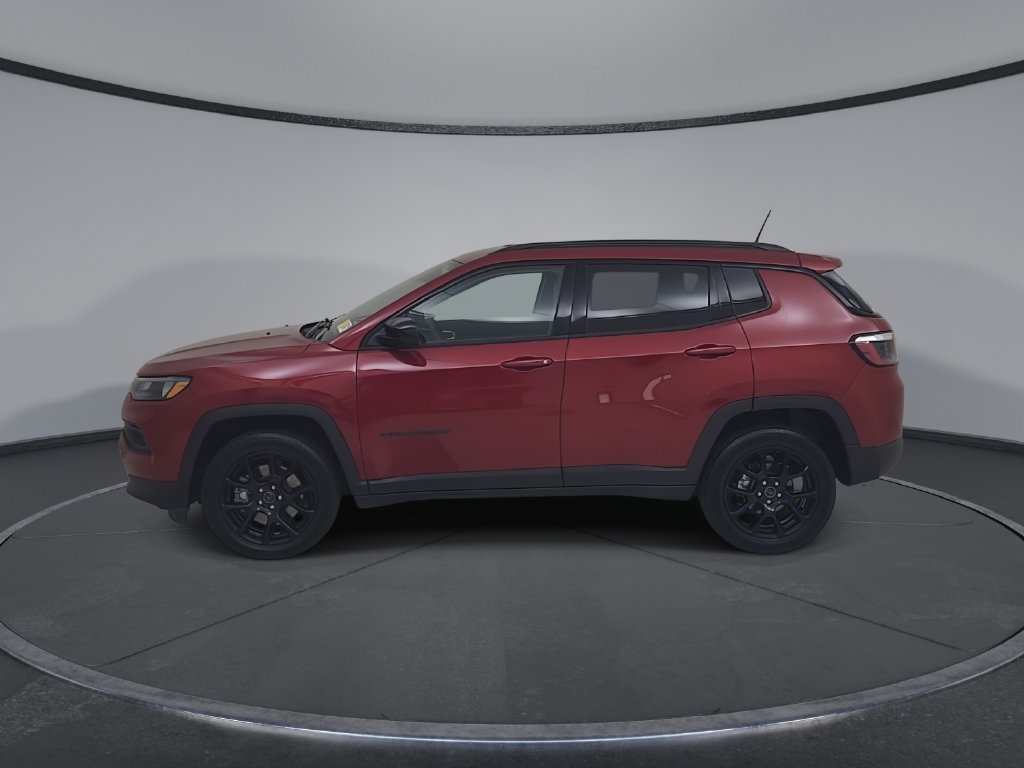 Certified 2025 Jeep Compass Latitude w/ Altitude Special Edition AWD/4WD image 11