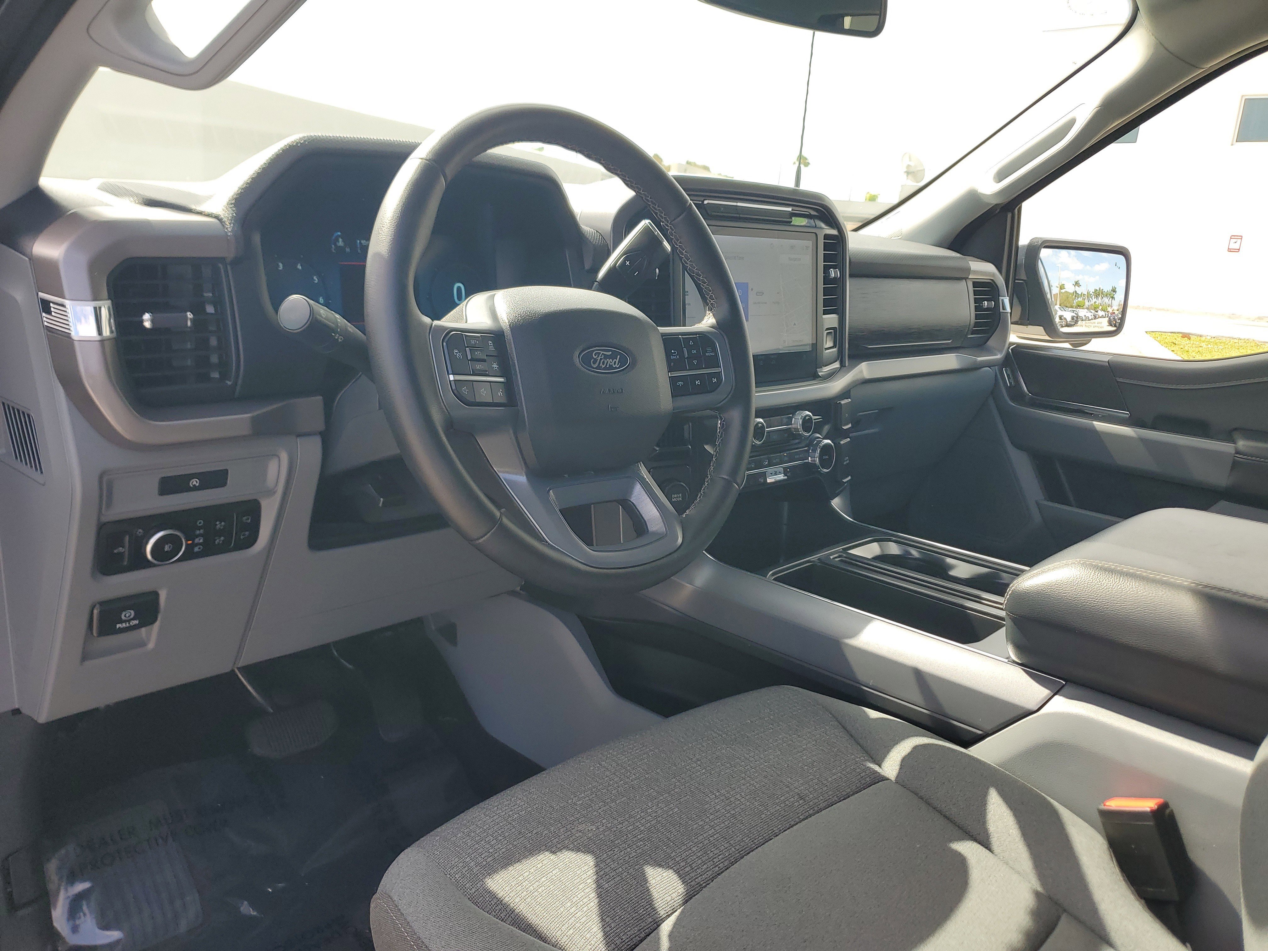 Used 2025 Ford F150 XLT w/ Equipment Group 302A MID RWD image 9