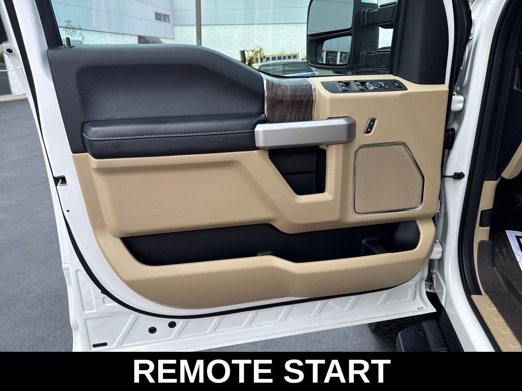 Used 2019 Ford F250 Lariat w/ Chrome Package image 12