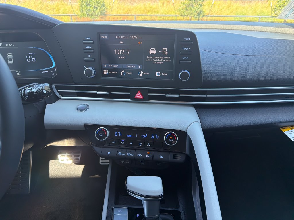 New 2026 Hyundai Elantra SEL Sport FWD image 29
