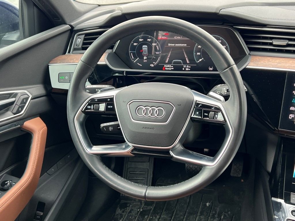 Certified 2022 Audi e-tron Premium w/ Convenience Plus Package image 21