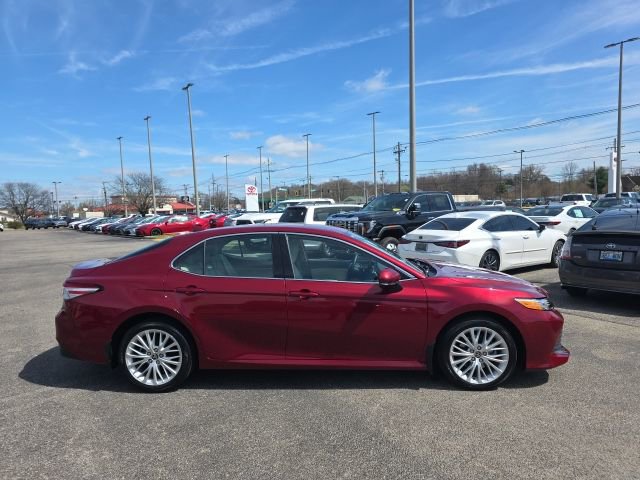 Certified 2020 Toyota Camry XLE image 3