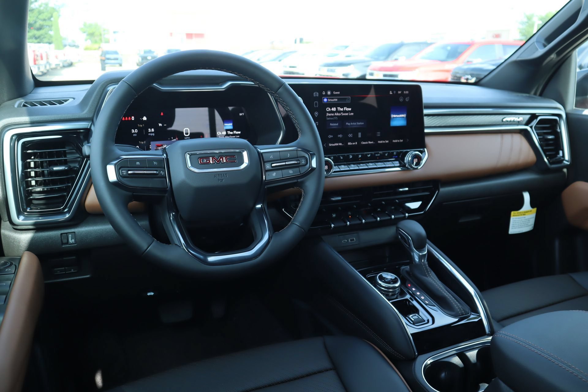 New 2026 GMC Canyon AT4 w/ AT4 Premium Package AWD/4WD image 2