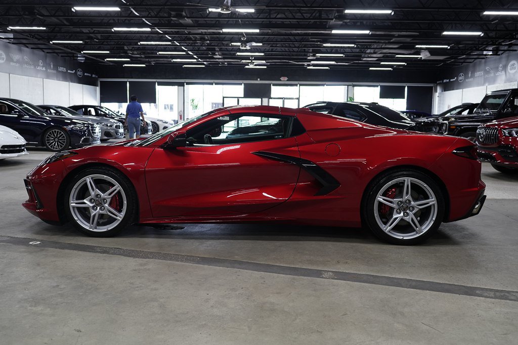 Used 2021 Chevrolet Corvette Stingray Preferred Conv w/ Battery Protection Package RWD image 2