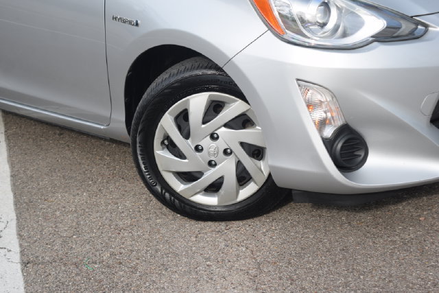 Used 2015 Toyota Prius C One FWD image 28