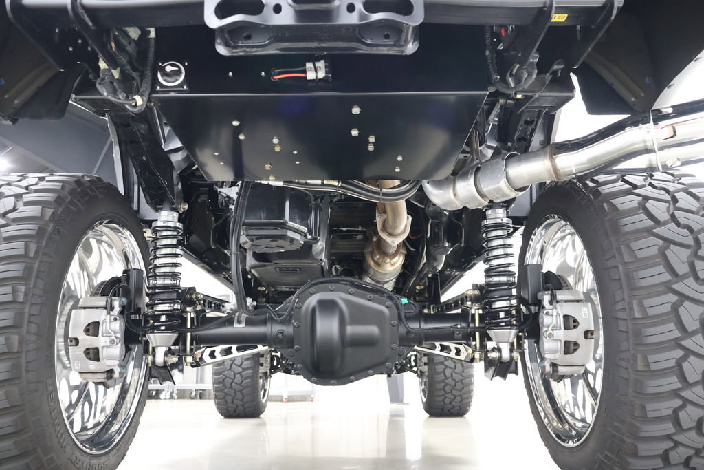 Used 2024 Ford F350 Limited w/ FX4 Off-Road Package image 39