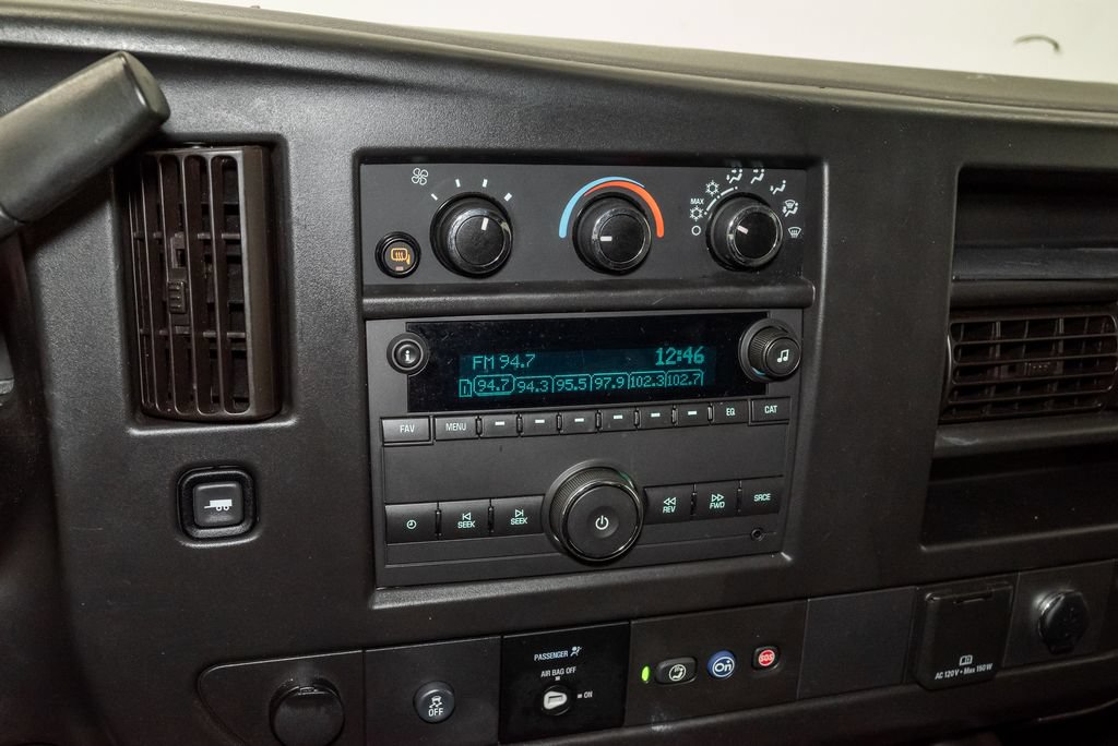 Used 2022 Chevrolet Express 3500 LS RWD image 14
