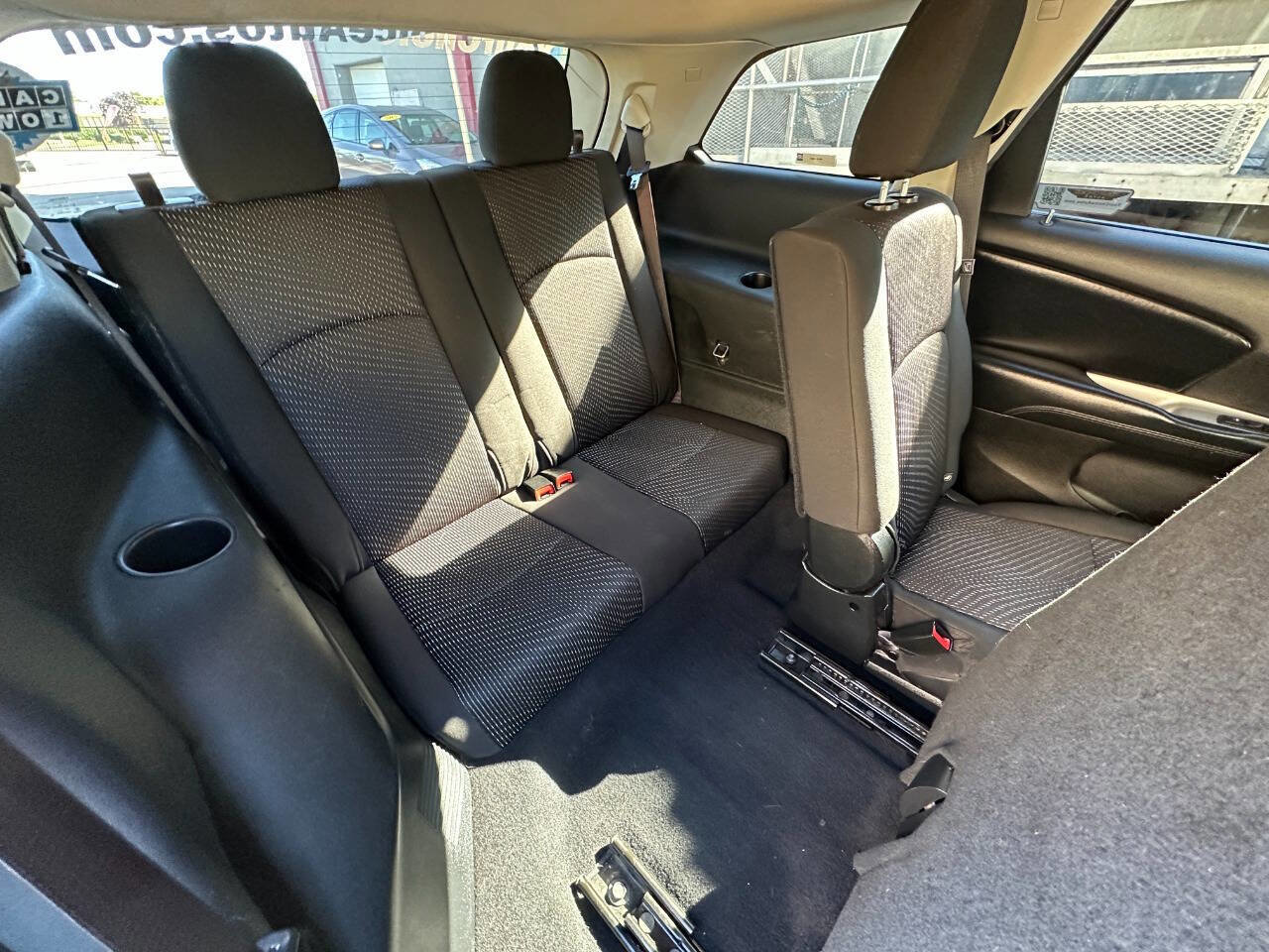 Used 2020 Dodge Journey SE w/ SE Popular Equipment Group image 25