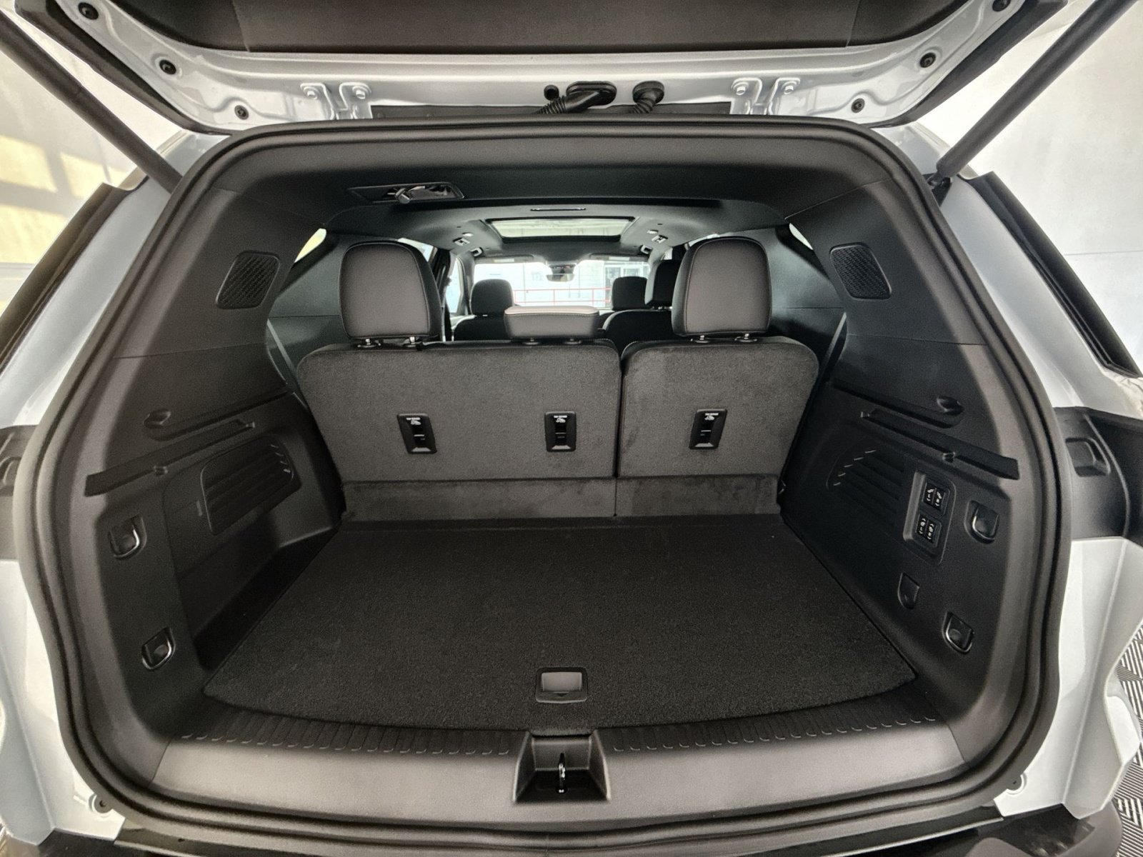 New 2026 Chevrolet Traverse High Country AWD/4WD image 27