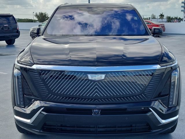 Certified 2026 Cadillac Vistiq Premium Luxury AWD/4WD image 9