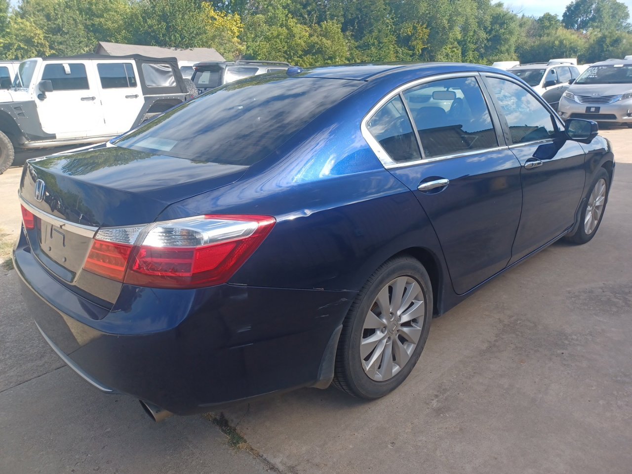 Used 2013 Honda Accord EX-L image 5