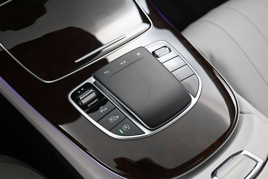 Used 2023 Mercedes-Benz E 350 4MATIC Sedan image 23