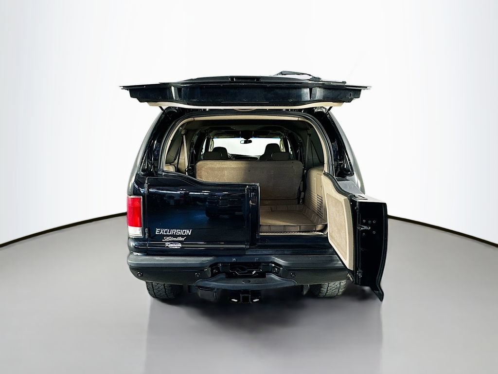 Used 2003 Ford Excursion Limited AWD/4WD image 28