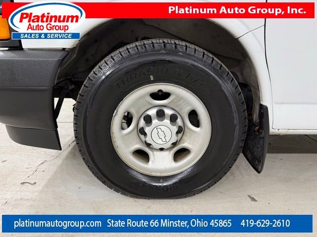 Used 2017 Chevrolet Express 3500 Extended image 48