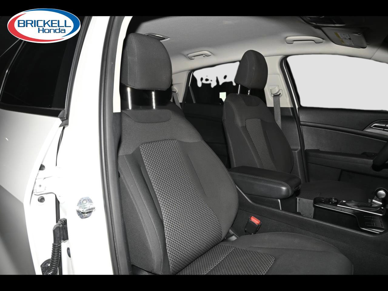 Used 2023 Kia Sportage LX FWD image 16