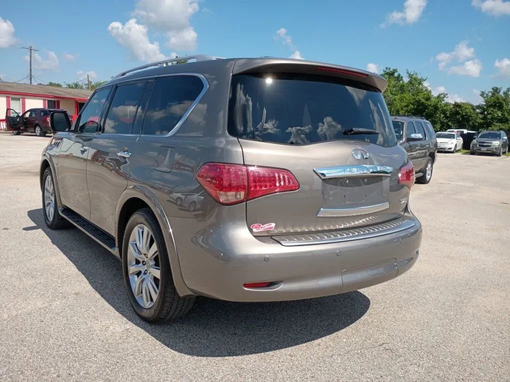 Used 2014 INFINITI QX80 4WD w/ Theater Package image 3