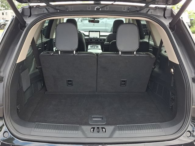 Used 2023 Lincoln Aviator AWD w/ Premium Package image 31