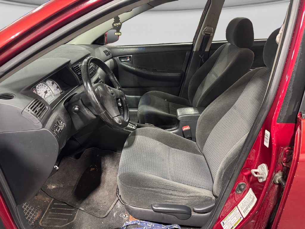 Used 2005 Toyota Corolla LE FWD image 18