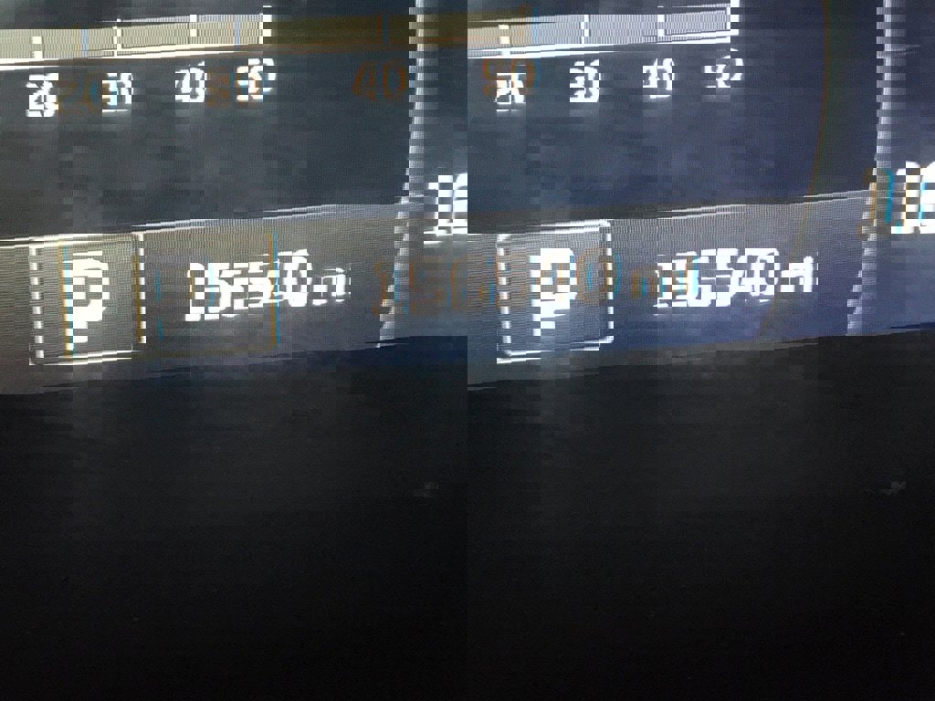 Used 2016 Kia Sorento SX image 16