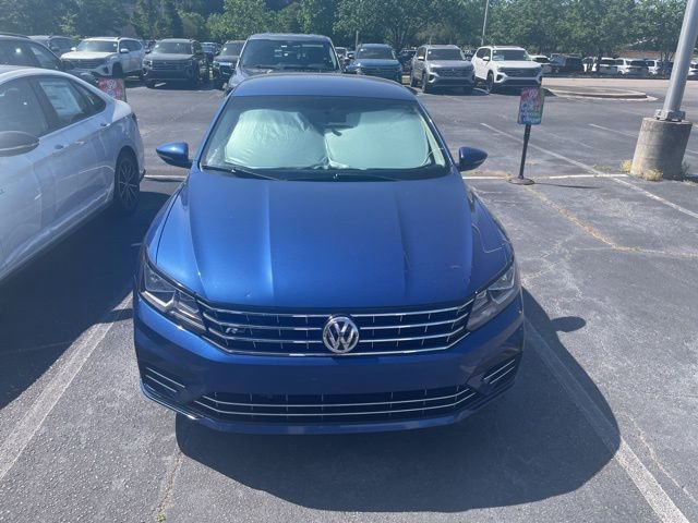 Used 2017 Volkswagen Passat 1.8T R-Line FWD image 2