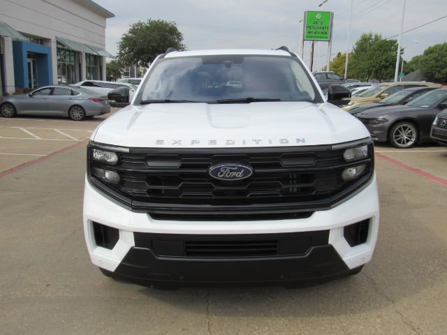 Used 2025 Ford Expedition Active image 2