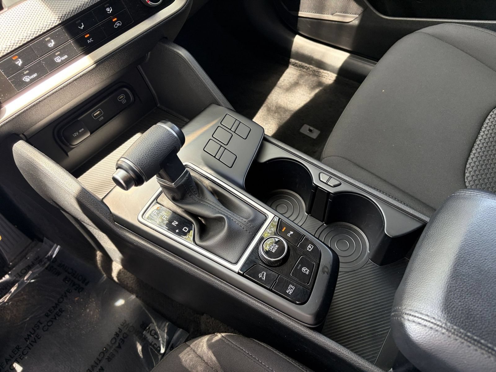 Used 2025 Kia Sportage LX FWD image 39