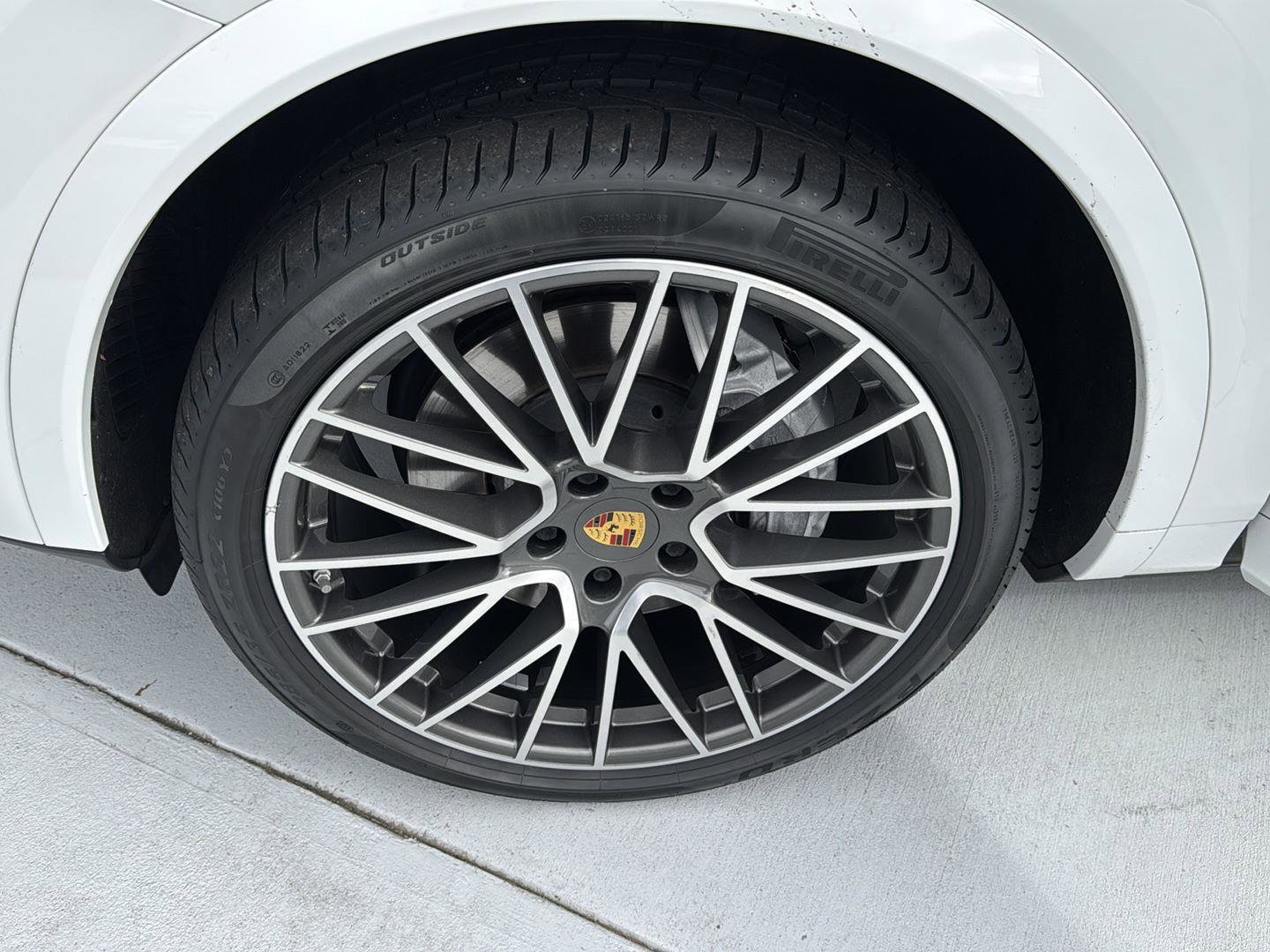 Used 2021 Porsche Cayenne Coupe image 33