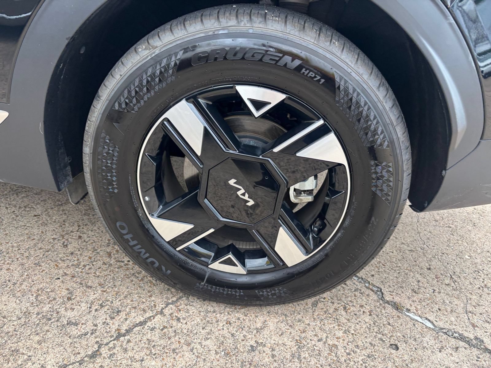 Used 2026 Kia Sportage LX FWD image 29