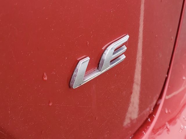 Used 2021 Toyota Corolla LE image 29