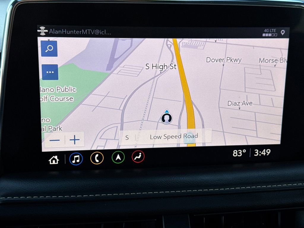 Used 2021 Chevrolet Suburban Premier image 24