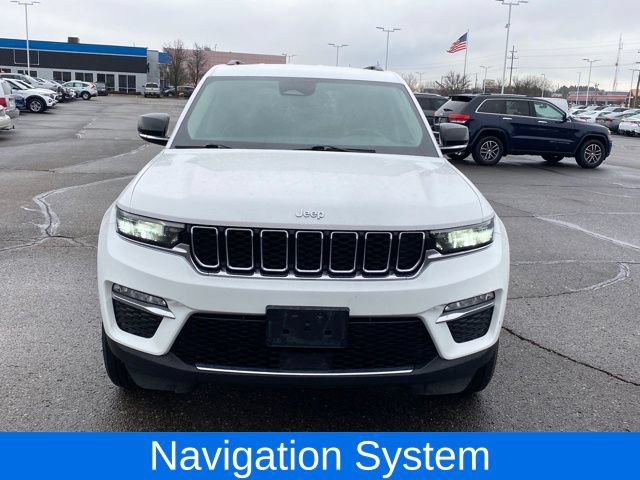 Used 2023 Jeep Grand Cherokee Limited AWD/4WD image 2