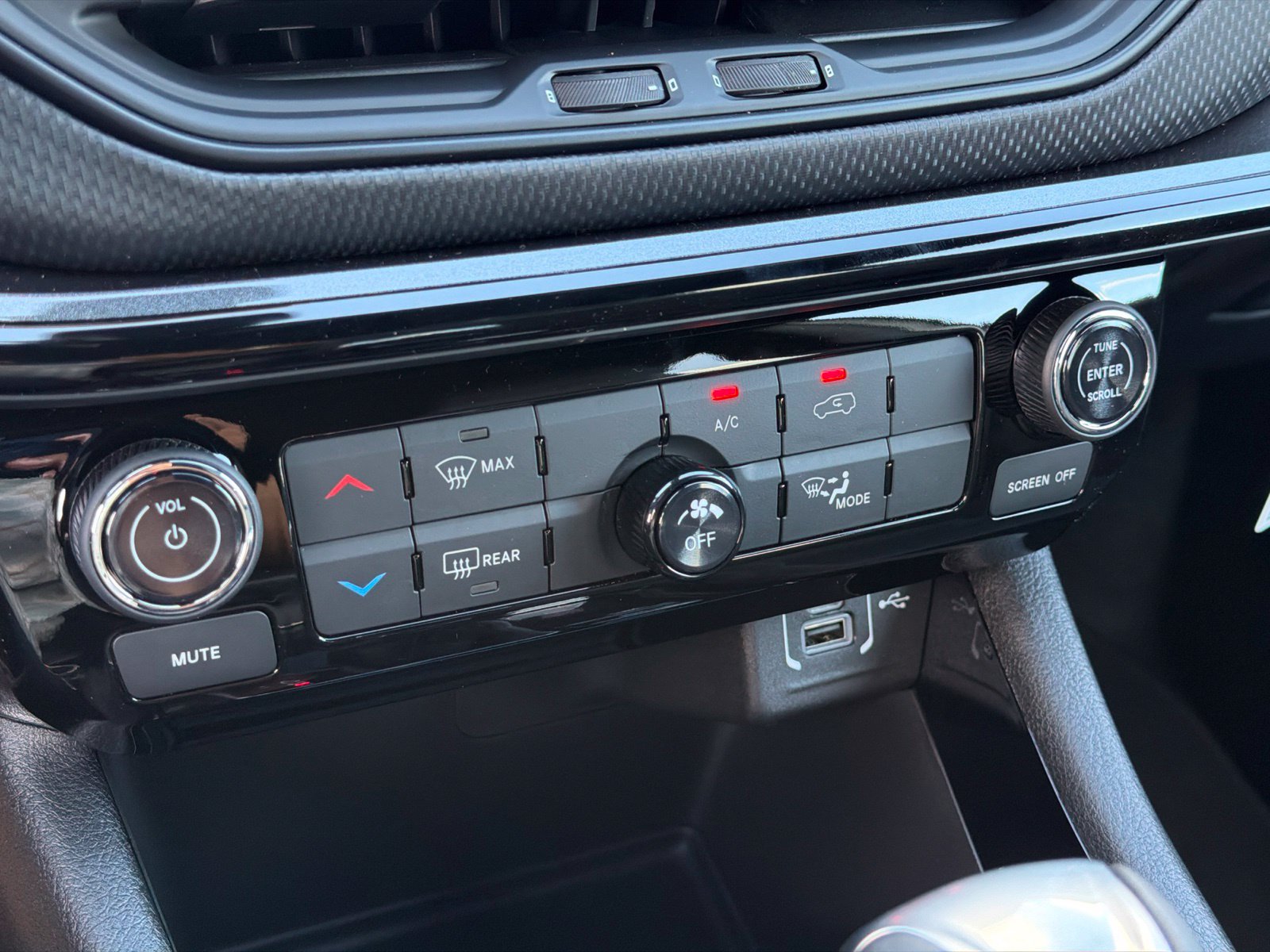 New 2027 Jeep Compass Latitude AWD/4WD image 23