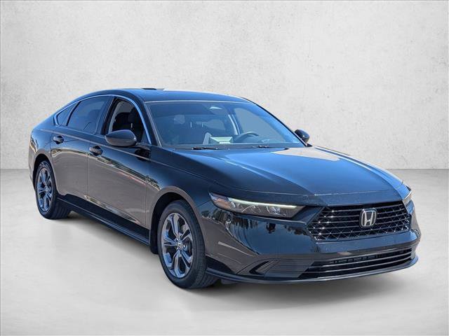 Used 2023 Honda Accord EX video 3