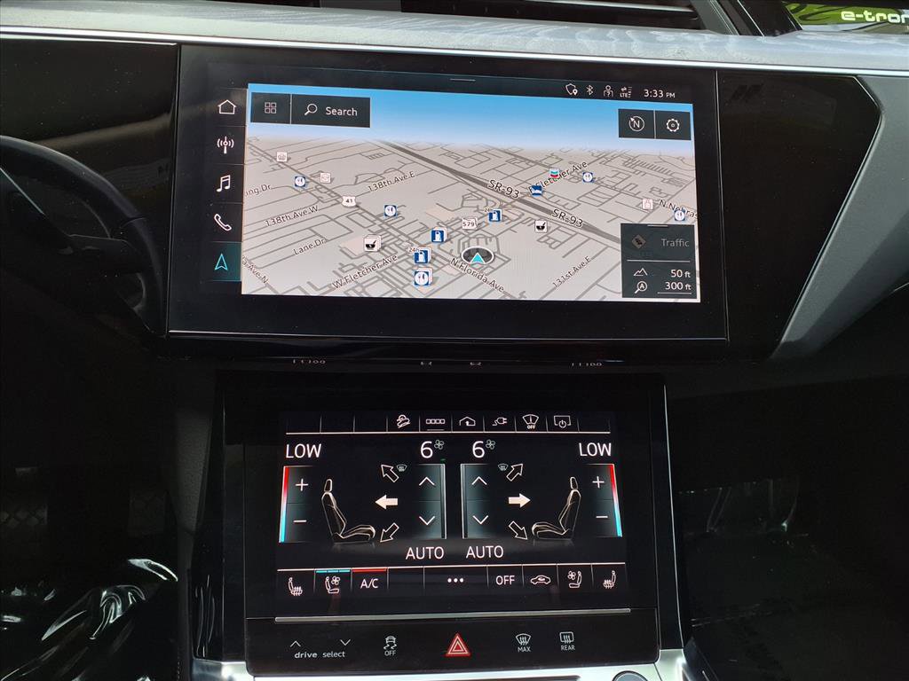 Used 2022 Audi e-tron Prestige w/ Prestige Package AWD/4WD image 23