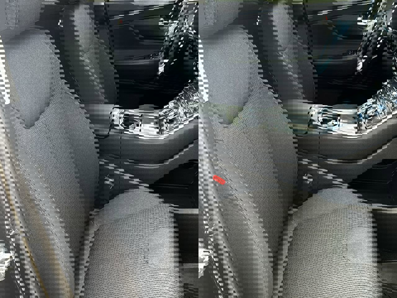 Used 2023 Hyundai Santa Fe SEL image 21