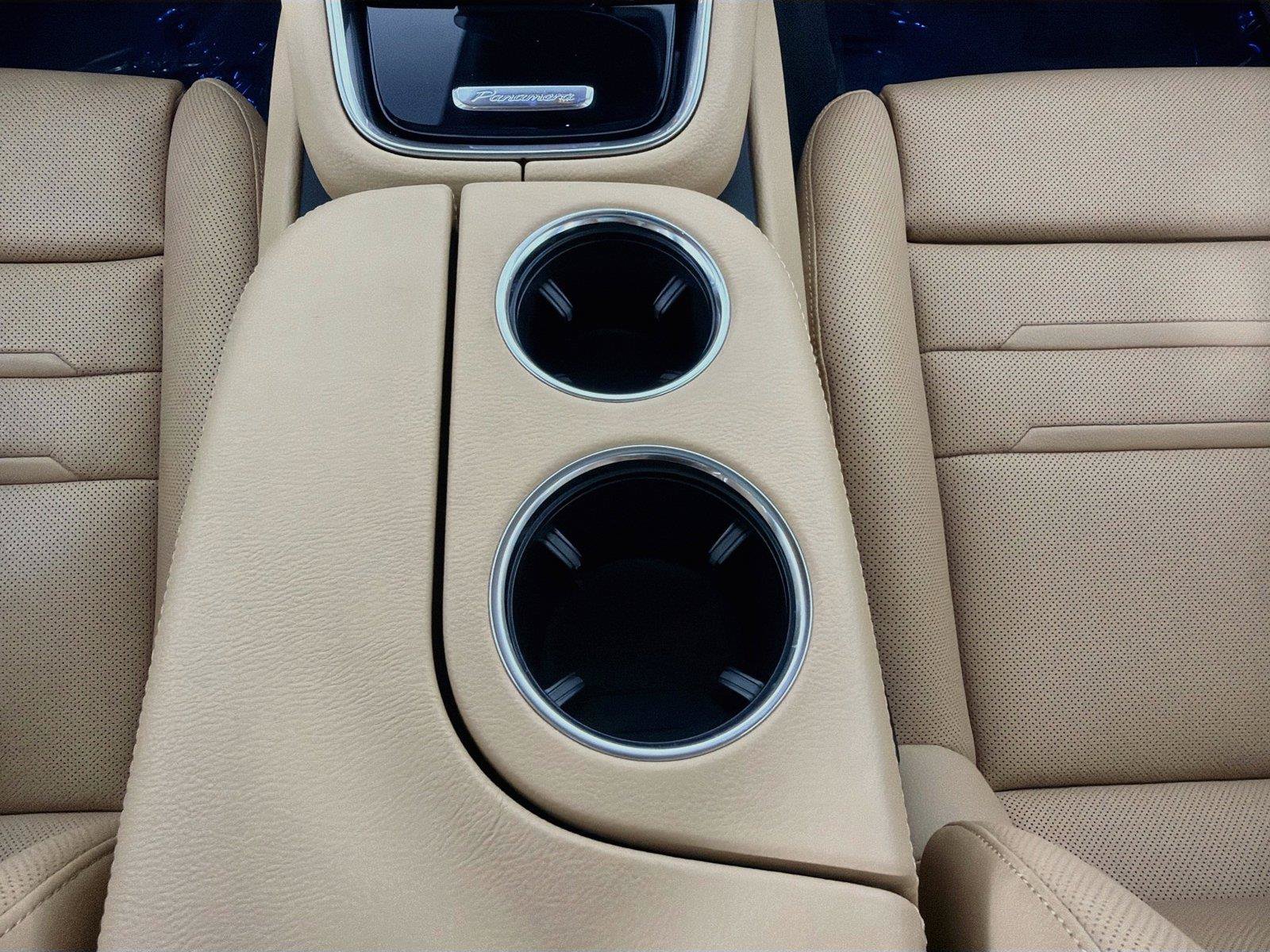 Certified 2022 Porsche Panamera 4 AWD/4WD image 22