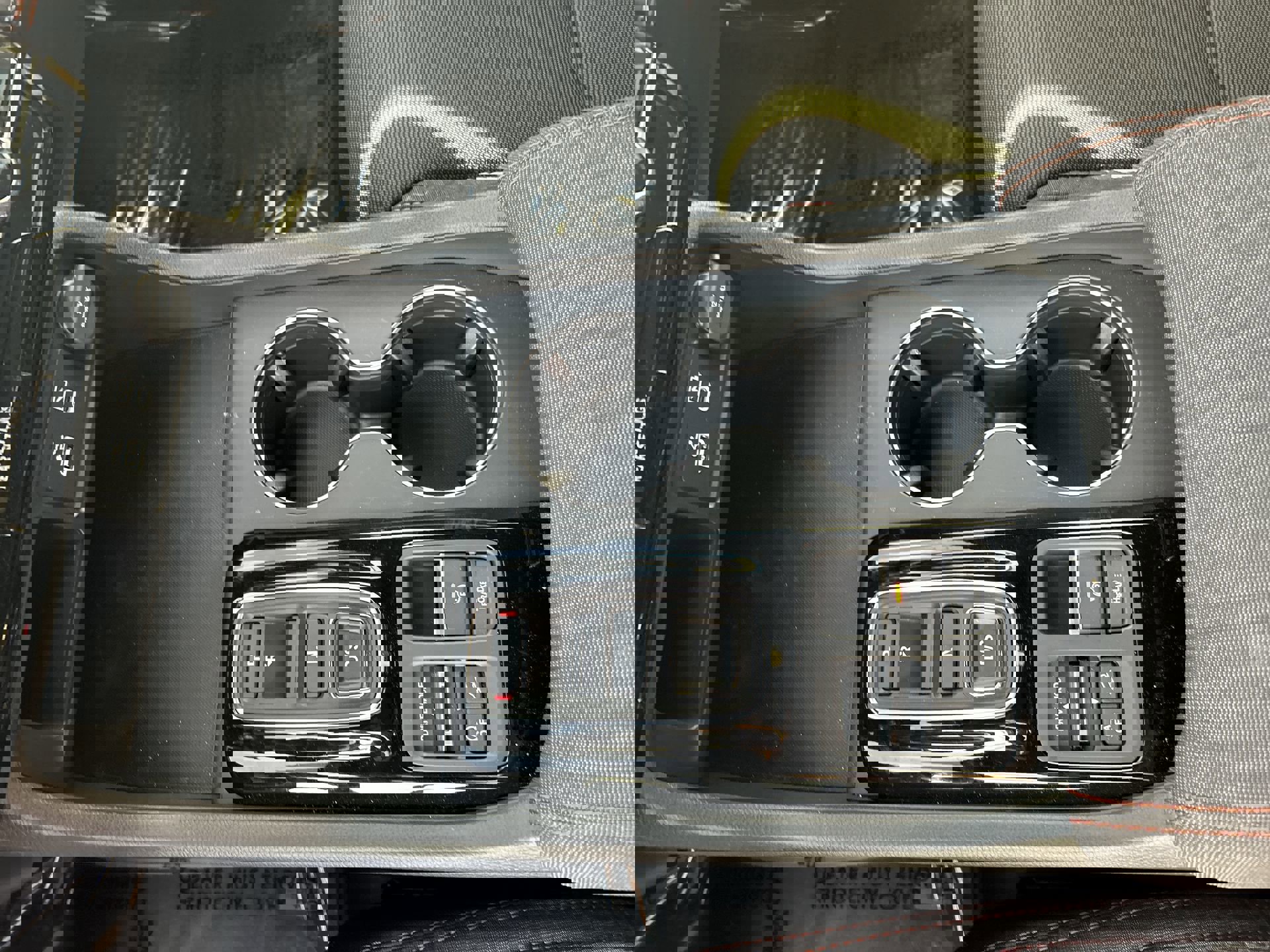 Used 2025 Honda Pilot Sport image 21